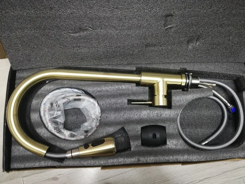 Brushed Gold Single Lever Kitchen Taps Sink Faucet With Spray