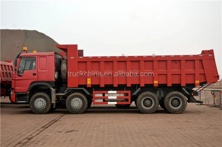 sino truck 8x4 12 wheeler howo dumper truck 在阿尔及利亚销售