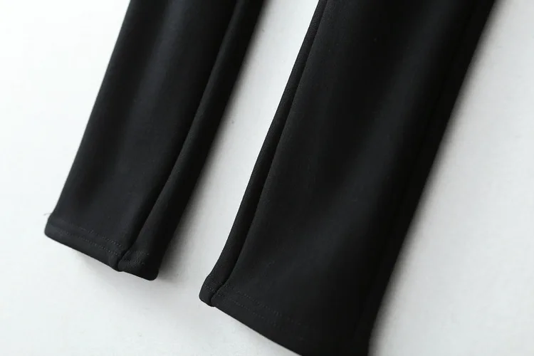 4 - 5629893741_53898964