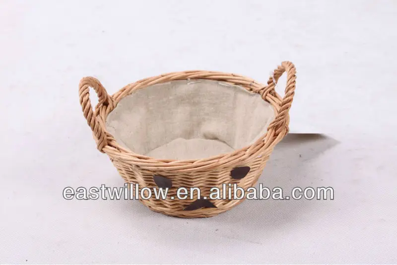 gift basket with handle