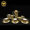 /product-detail/wholesale-elegant-hot-selling-fine-china-tea-set-customized-design-royal-classic-coffee-and-tea-set-60740513041.html