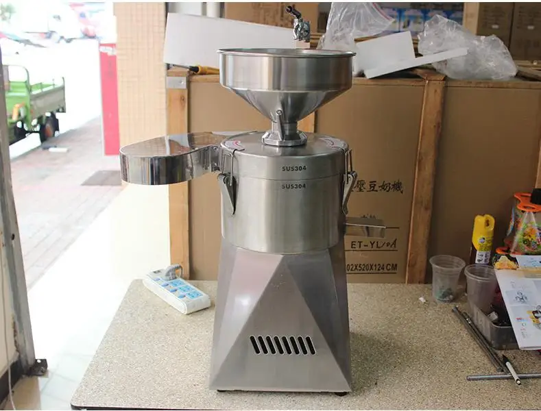 High Quality Commercial Soy Bean Milk  Grinder Pulp Separator Soybean Grinding Machine