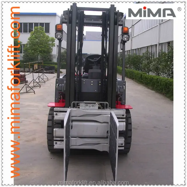 cargo forklift truck with clamp