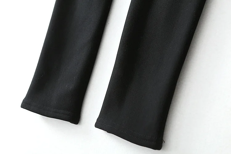 11 - 5632993015_53898964