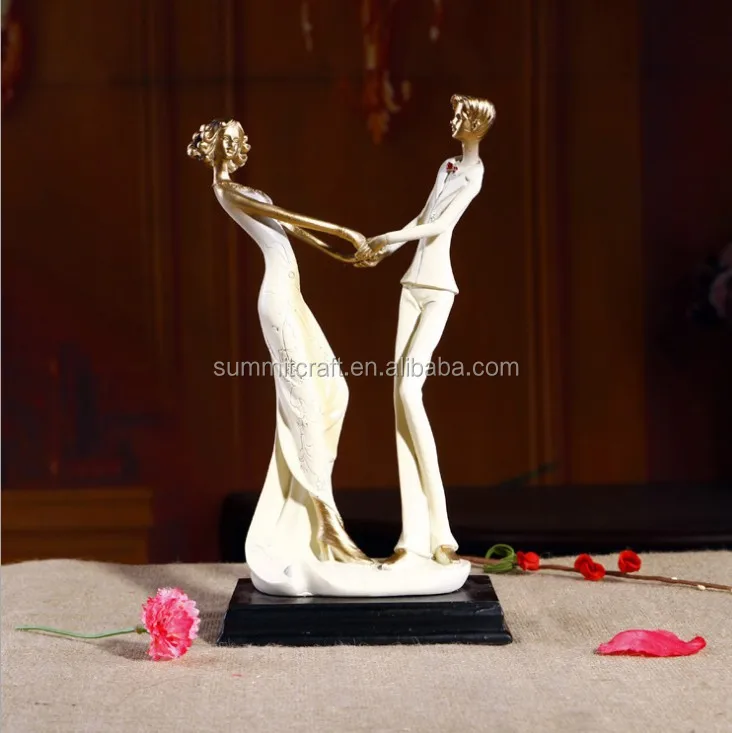 romantic couple figurine wedding gift box wholesale malaysia