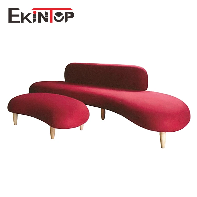 Antico classico di legno rosso trapuntato velluto industriale moderno italiano da sposa indiano tantra divano