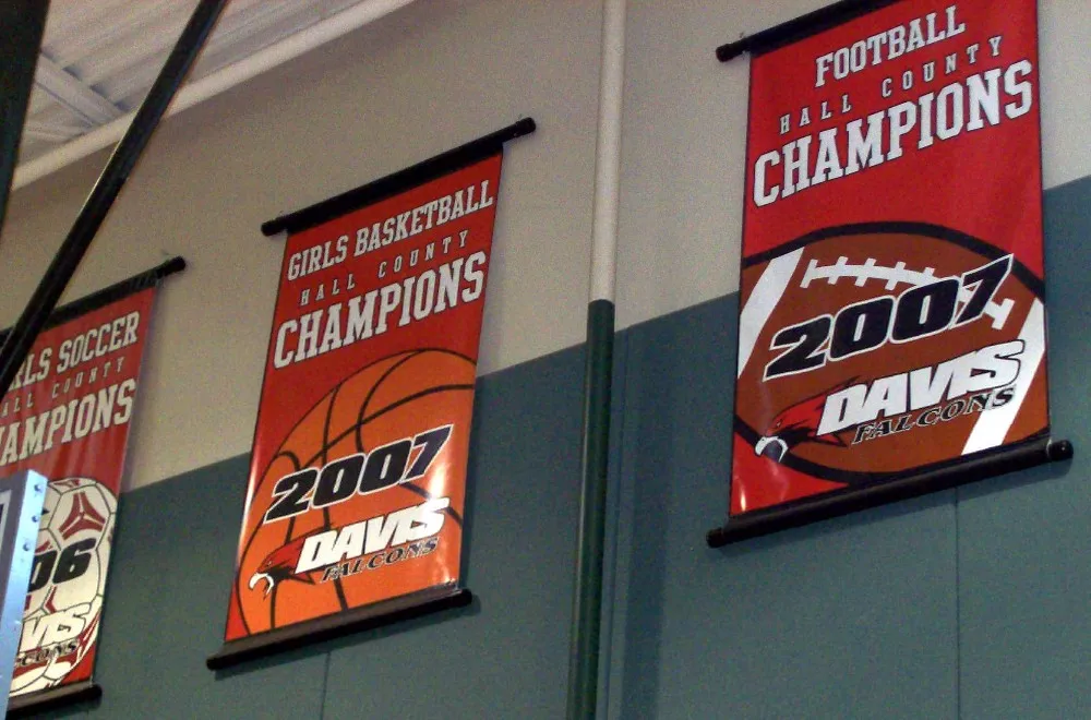 Advertising High Quality Giant Size Customized Outdoor And Indoor Hanging Banner Printing.Street Banner Printing