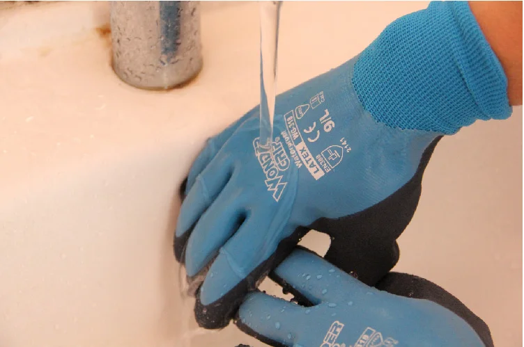 Liquid Proof WG318M Double Coated Rubber Wonder Grip Latex Gloves