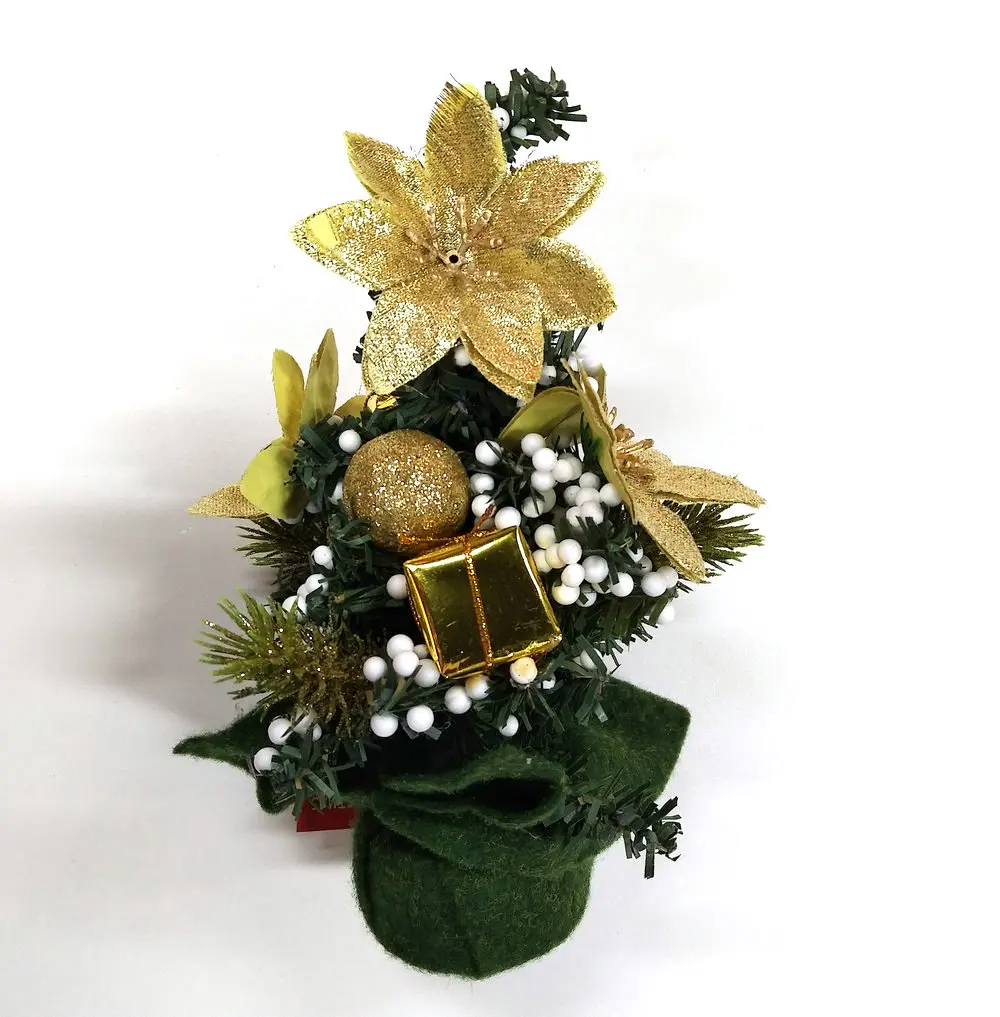 mini christmas decorative tree with glitter ball and gift box