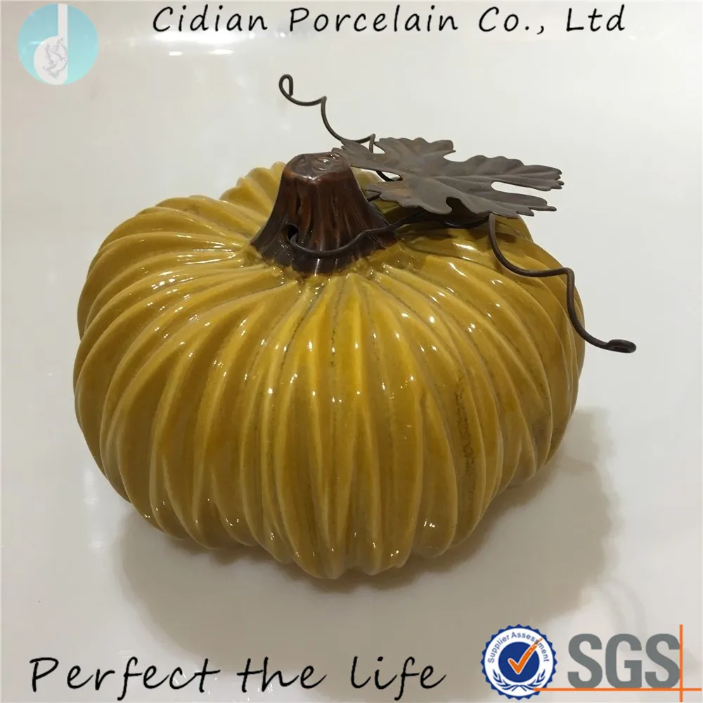ceramic pumpkin1.jpg