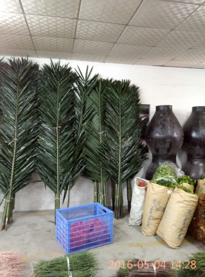 high quality Chinese ficberglass turnk outdoor plants artificial date palm tree wholesale