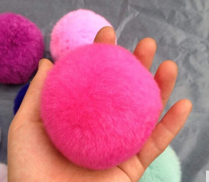 中国の工場売却のウサギの毛皮ポンポンまみれ/ボール/キーリング仕入れ・メーカー・工場