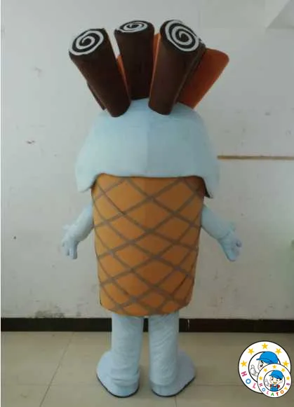 costume 03.jpg