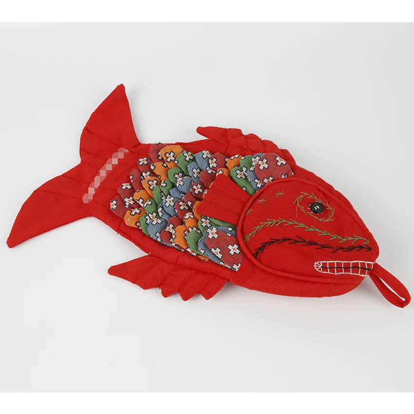 red plush fish (3).JPG