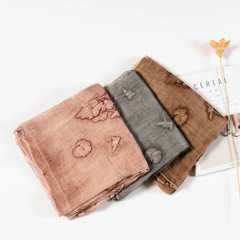 4668262493_696370628