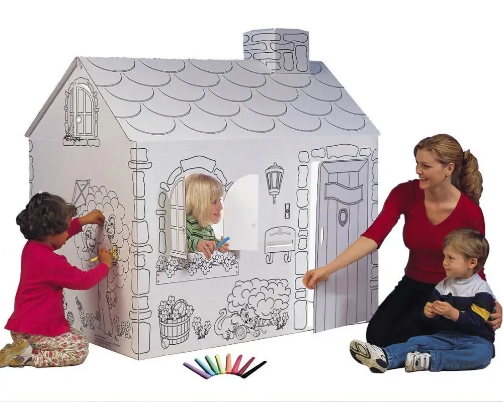 Детский картонный домик