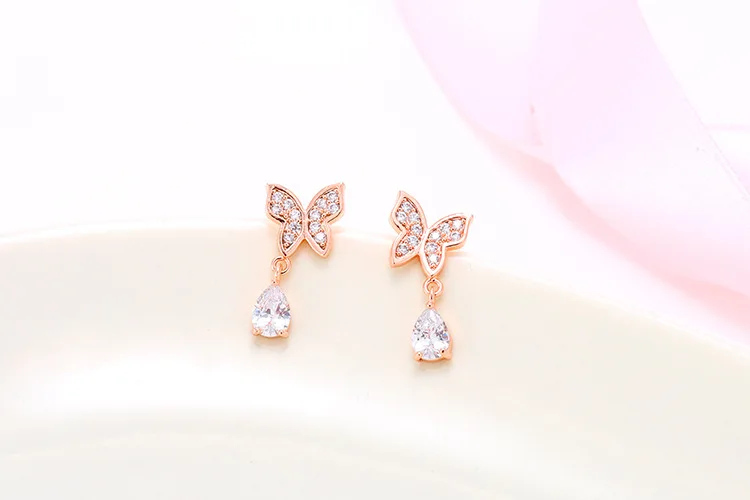 2390082649_1377144043