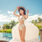 2018 new retro white hot spring bathing suit two-piece bikini