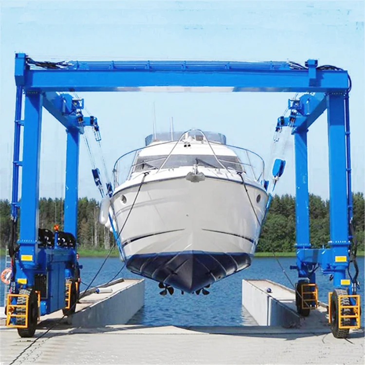 boat lift.jpg