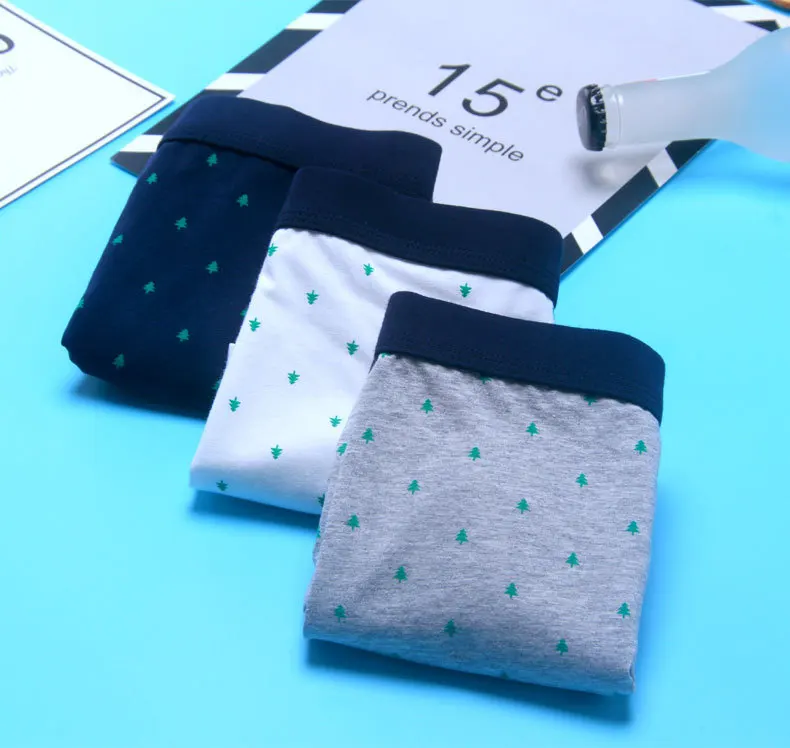 4733046861_686008313