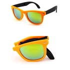 Latest Folded Sun glasses Wholesale Foldable Sunglasses with logo