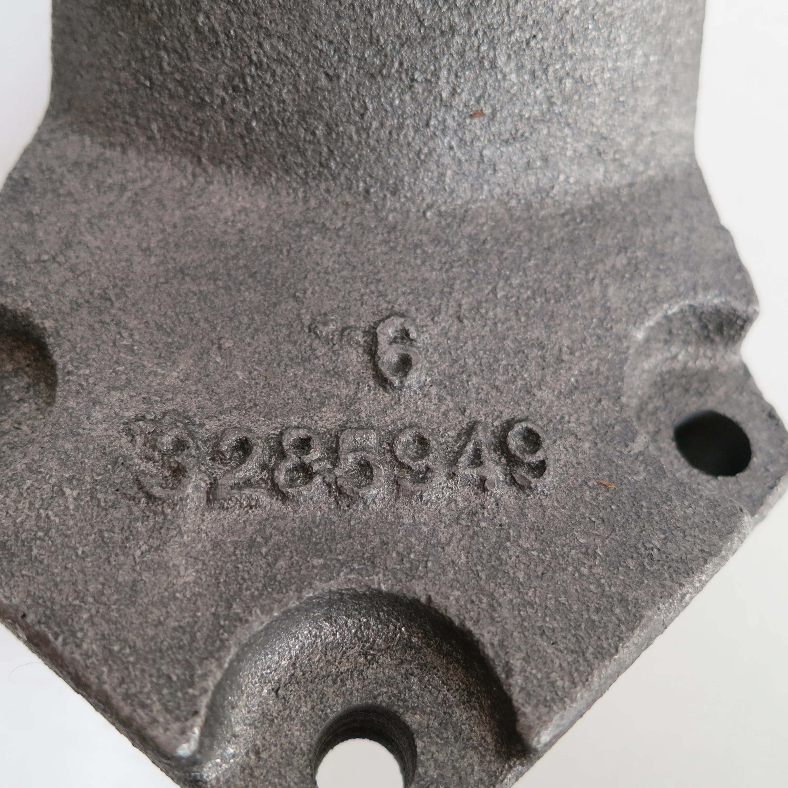 3285949 Dongfeng ISDE electric engine fan parts fan support