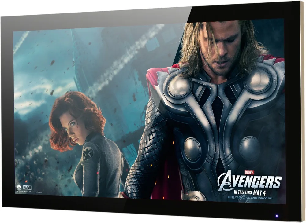 Easy-to-install gas pump digital signage screens