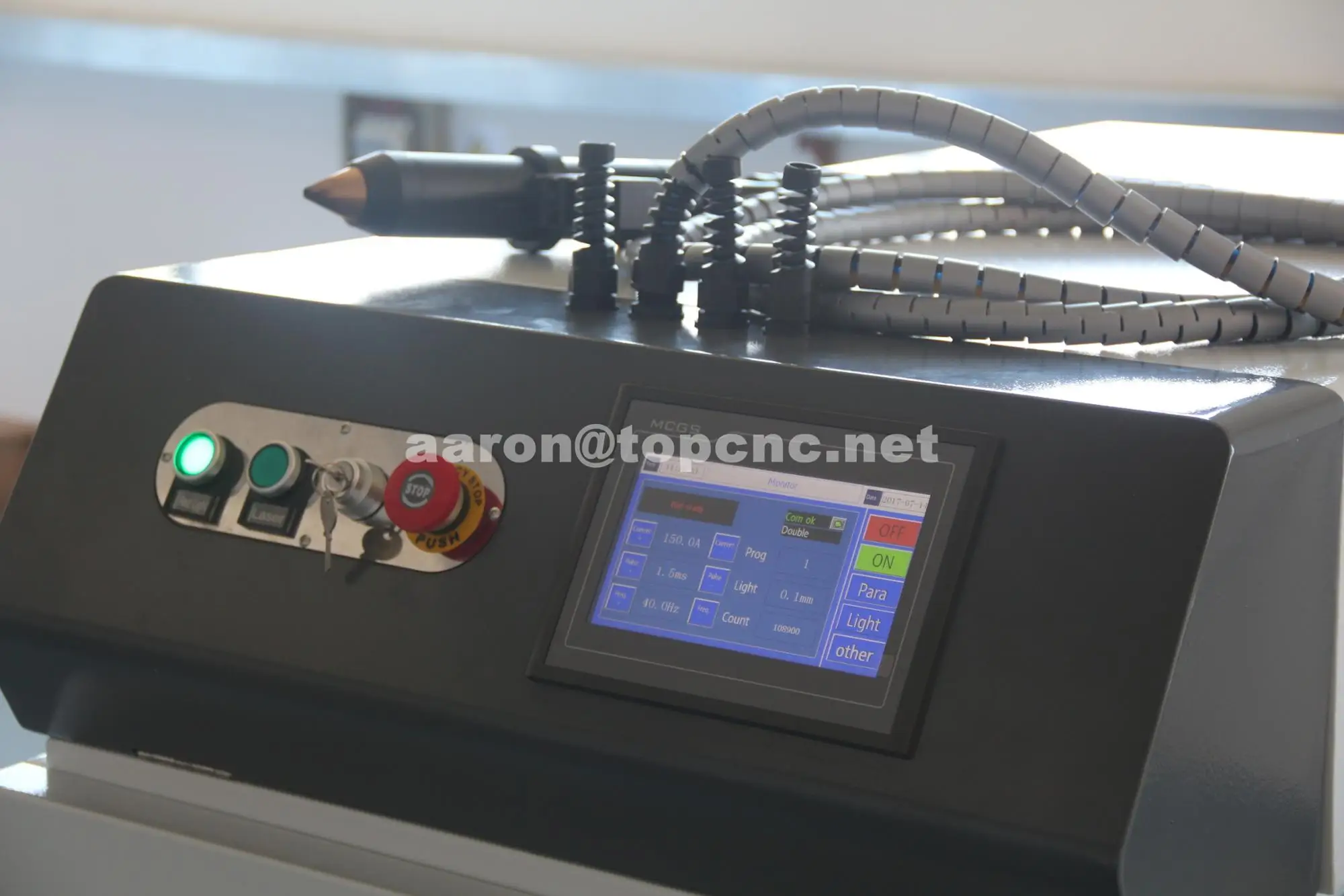 welding machine.jpg