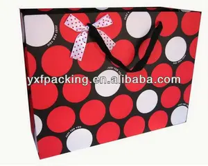 polka dots gift paper bag with bowknot