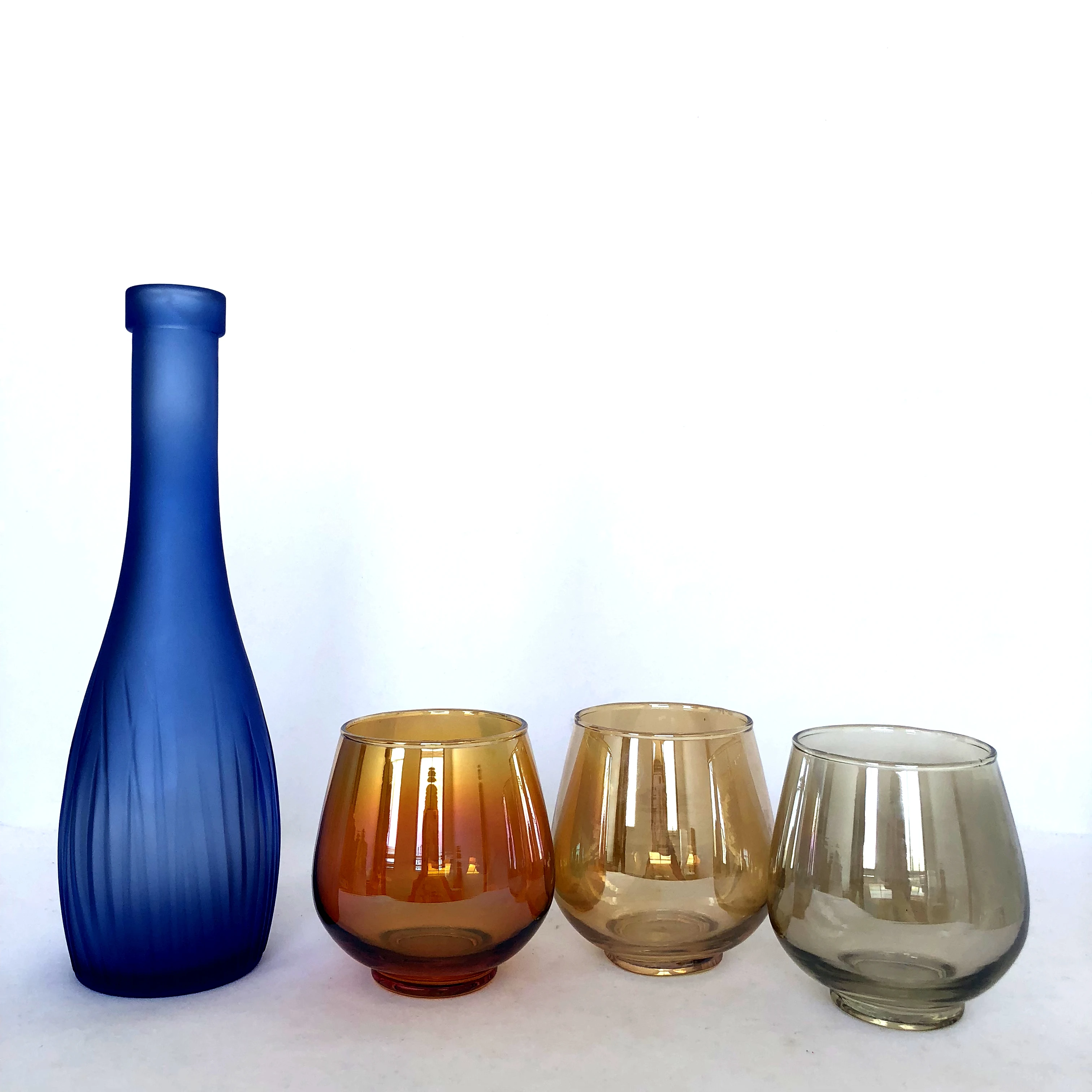 high quality ball shape acrylic crystal votive candle holder for