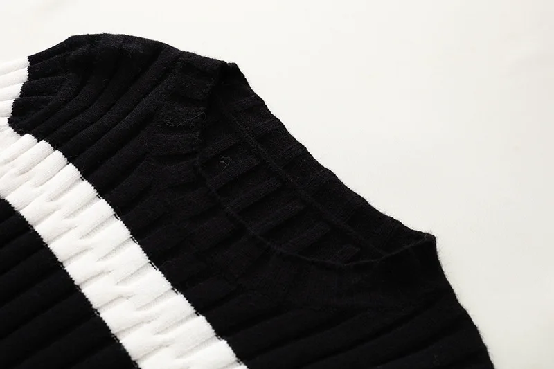 4658985593_1761308013