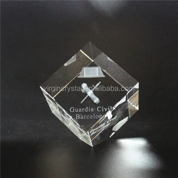 hot sale 3d laser etched customized logo crystal cube block with