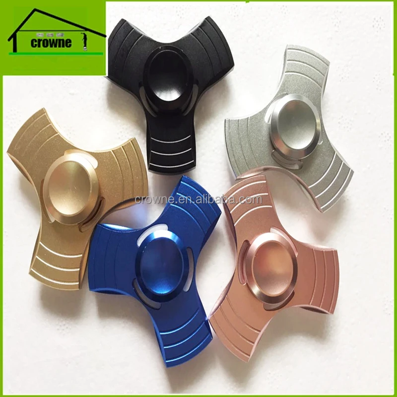 2017 New EDC Tri Spinner Fidget