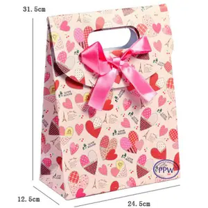 die cut handle gift wrapping paper bag