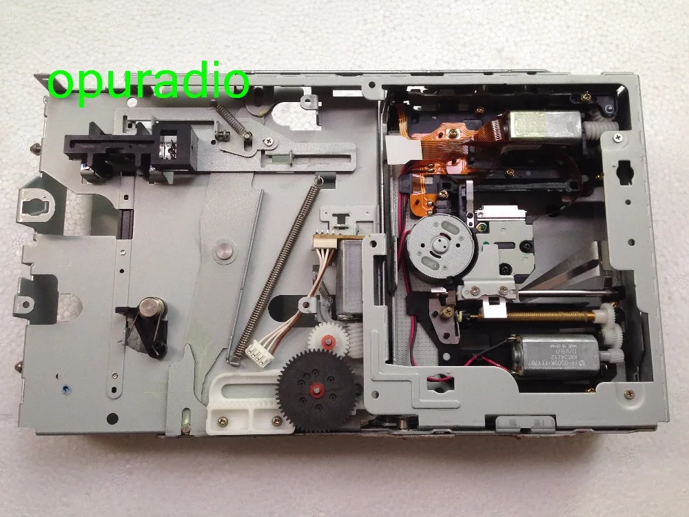 DT23L26D AP02 laser for Mercede MC3330 3520 6 CD changer Never used (4)