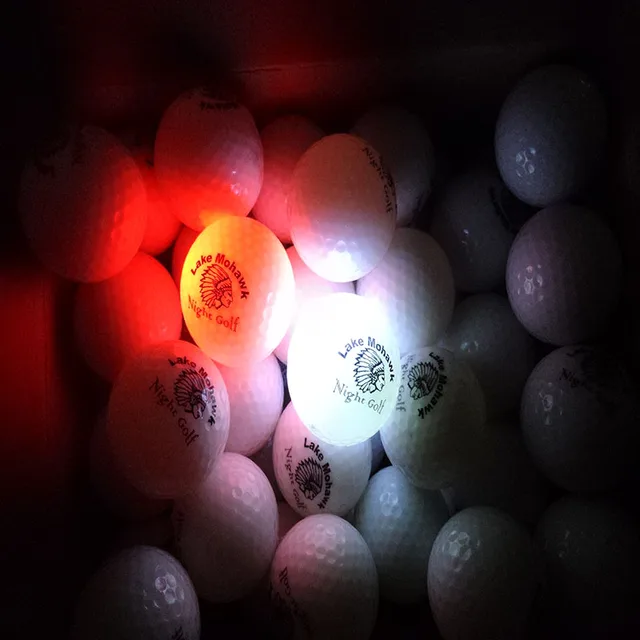 2017 new product golf ball with glowing, glow golf ball