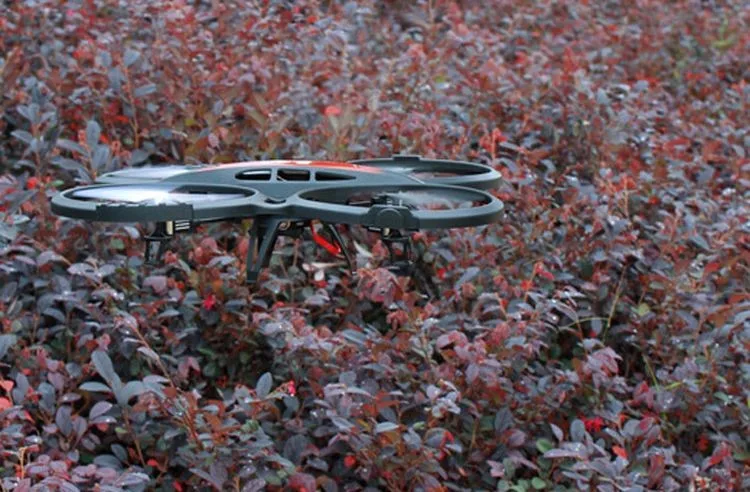 2996036-2.4GHz 4CH RC Quadcopter 6 Axis Gyroscope 360 Degree Stumbling RTF UFO-2_04.jpg