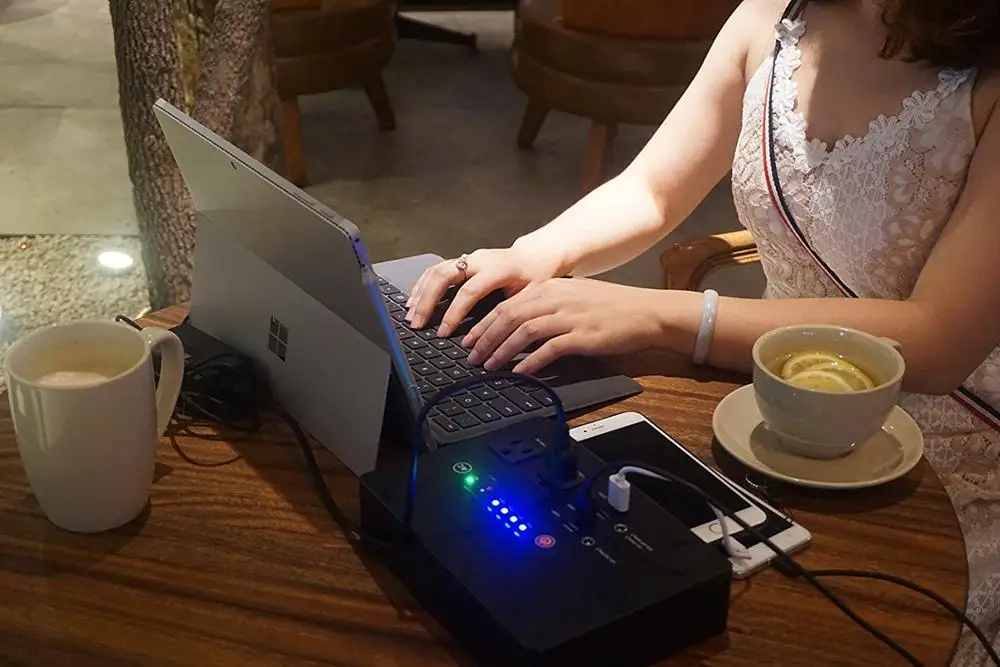 laptop power bank.jpg