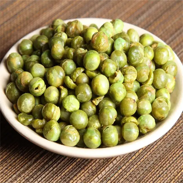 Baked food snack spicy green peas snacks