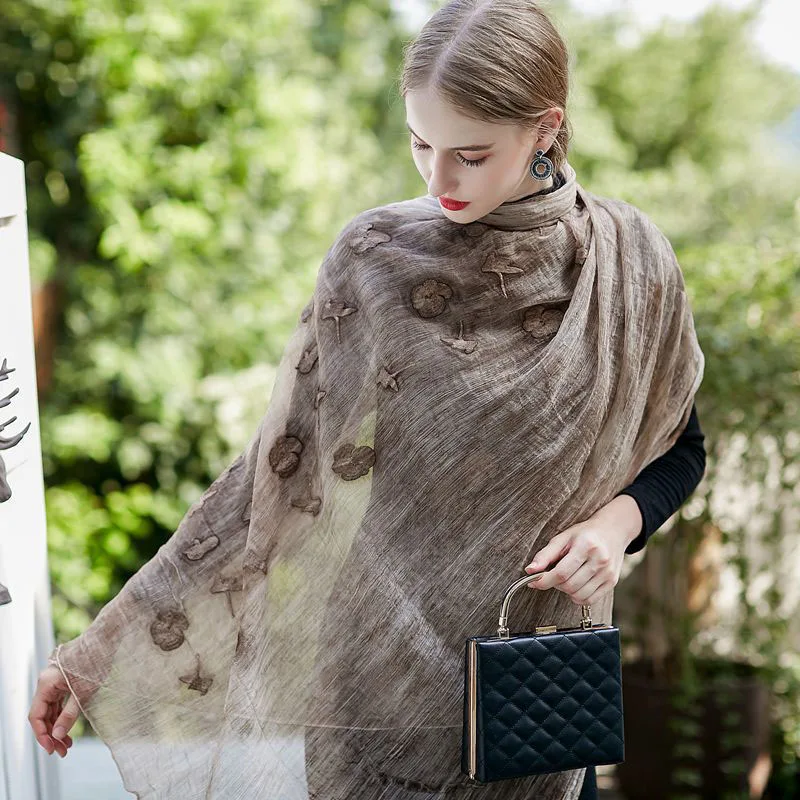 4671051129_696370628