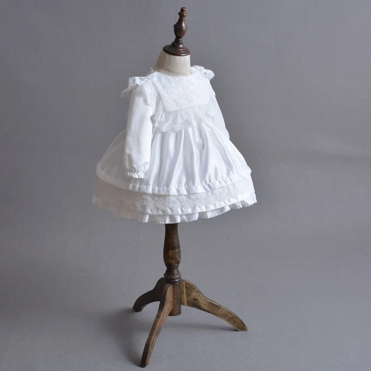 6374601637_1994964681