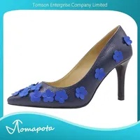 Women Pointed Toe Snake Embossed With