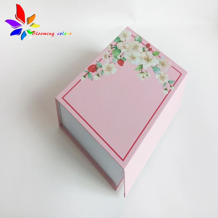 printed magnetic closure cosmetic paper gift box packaging