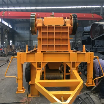 Small portable crusher/mobile jaw crushing plant with diesel engine