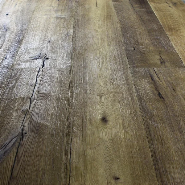 Best quality interior brushed&oiled&smoked surface oak flooring