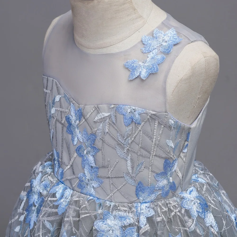 4708553787_1160900646