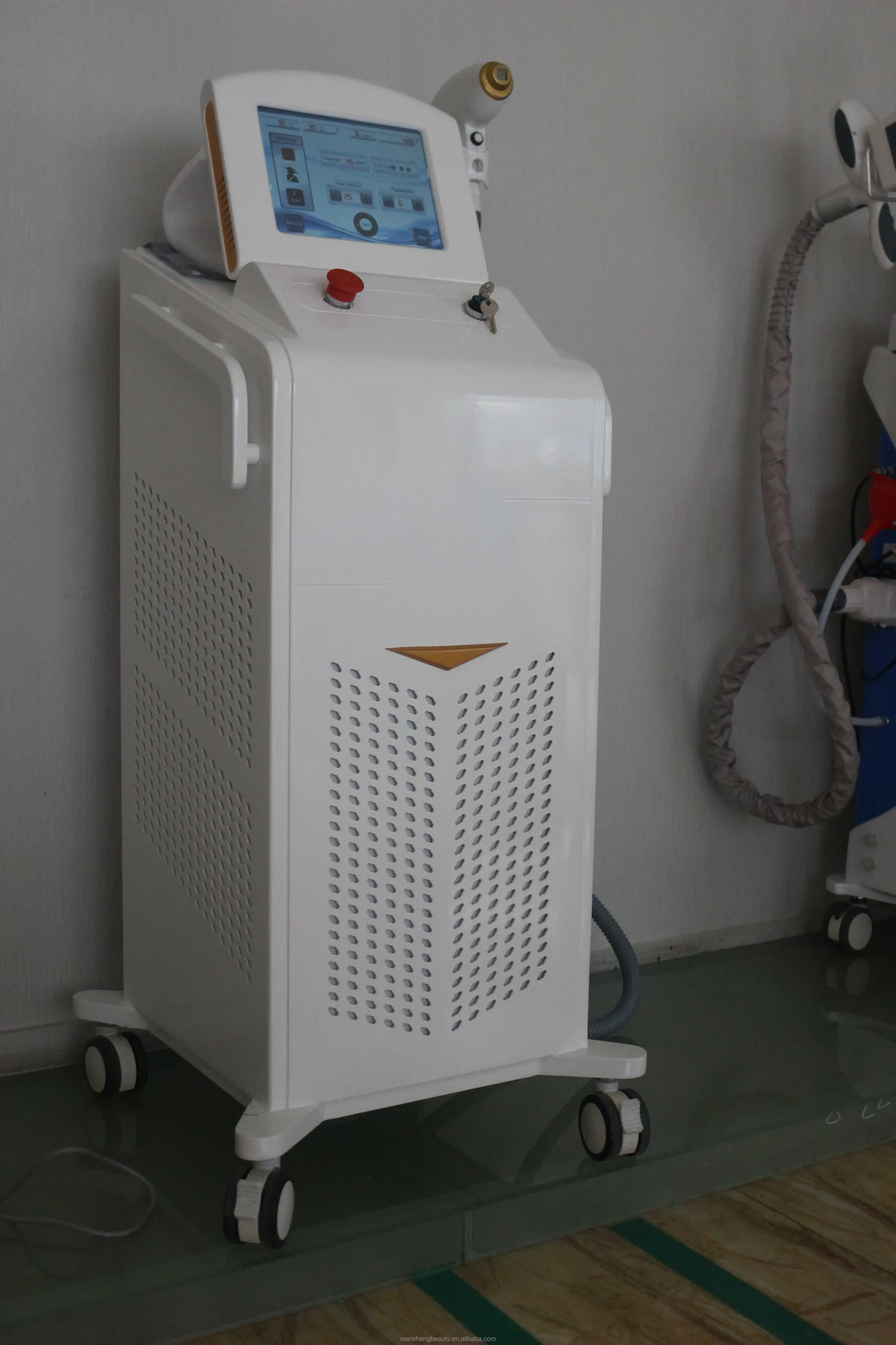 2019 New alexandrite laser 755 808 1064nm combination hair removal machine