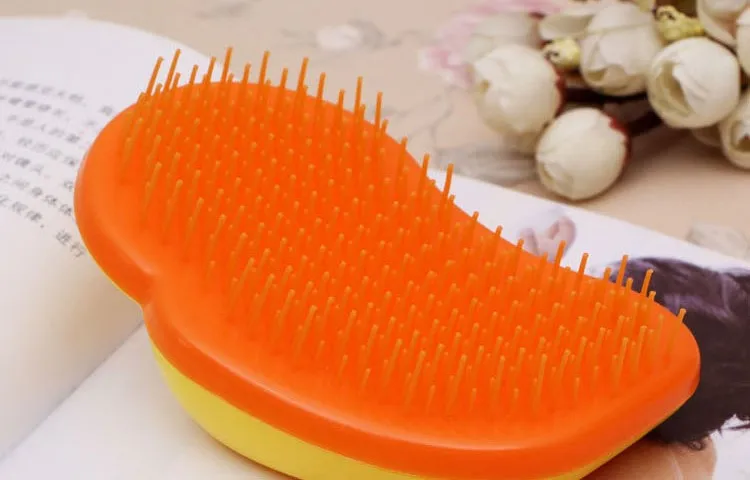 人気のヘアブラシの櫛detanglingカバー付き 問屋・仕入れ・卸・卸売り