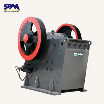 SBM low price 2018 tire type small jaw crusher