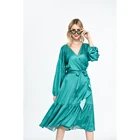 2019 Latest Design Polyester Satin Dress Green Causal Long Lantern Sleeve Maxi Dress